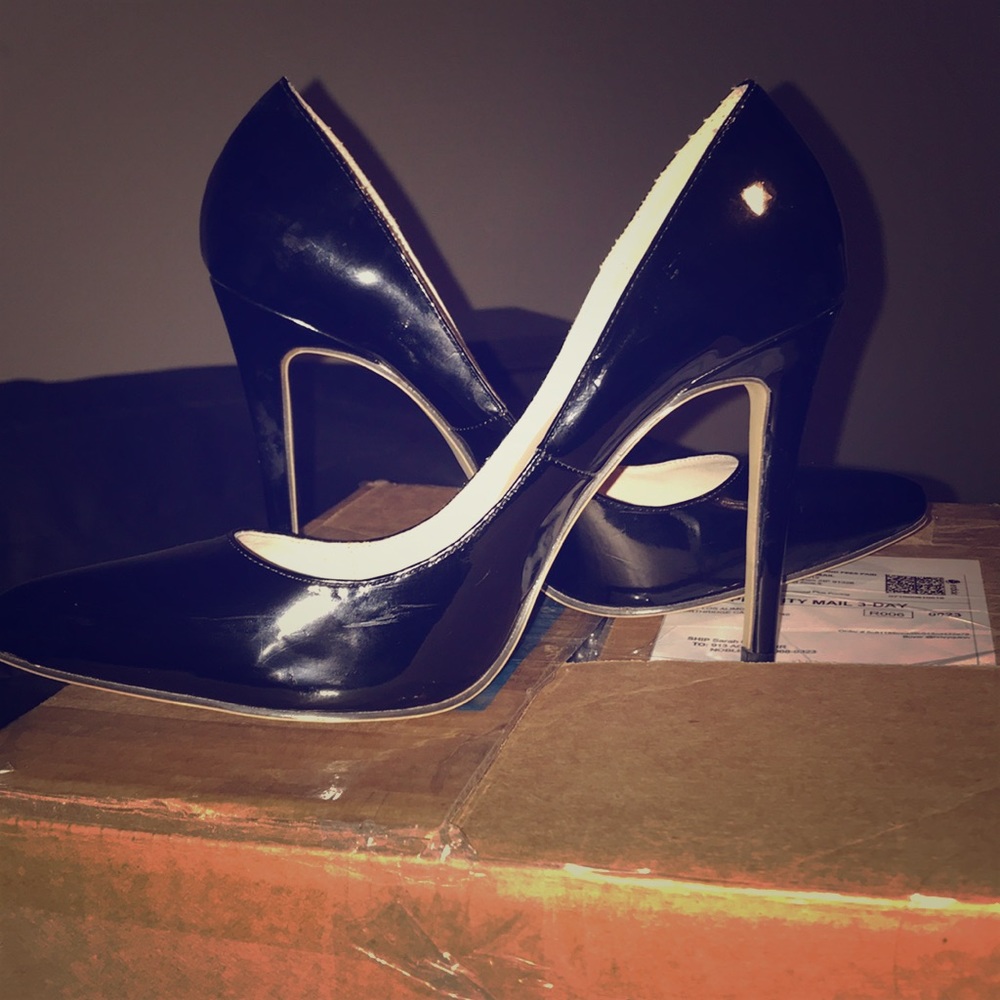 Patent black stiletto pumps